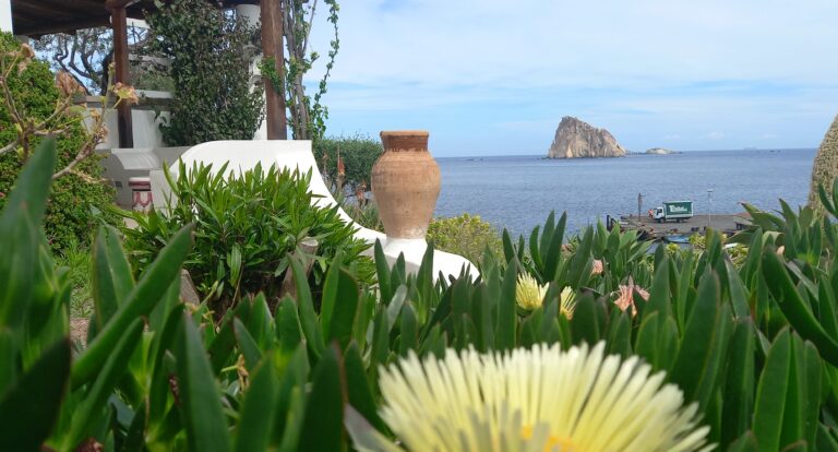 Panarea i Stromboli – rejs na Wyspy Liparyjskie