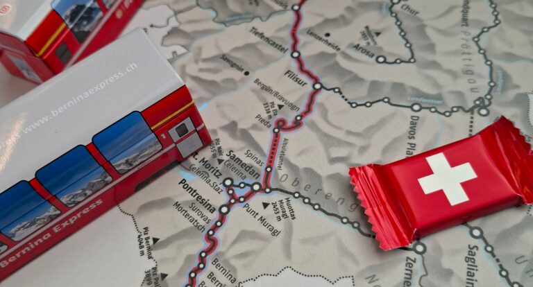 Koleją Retycką z Tirano do Sankt Moritz