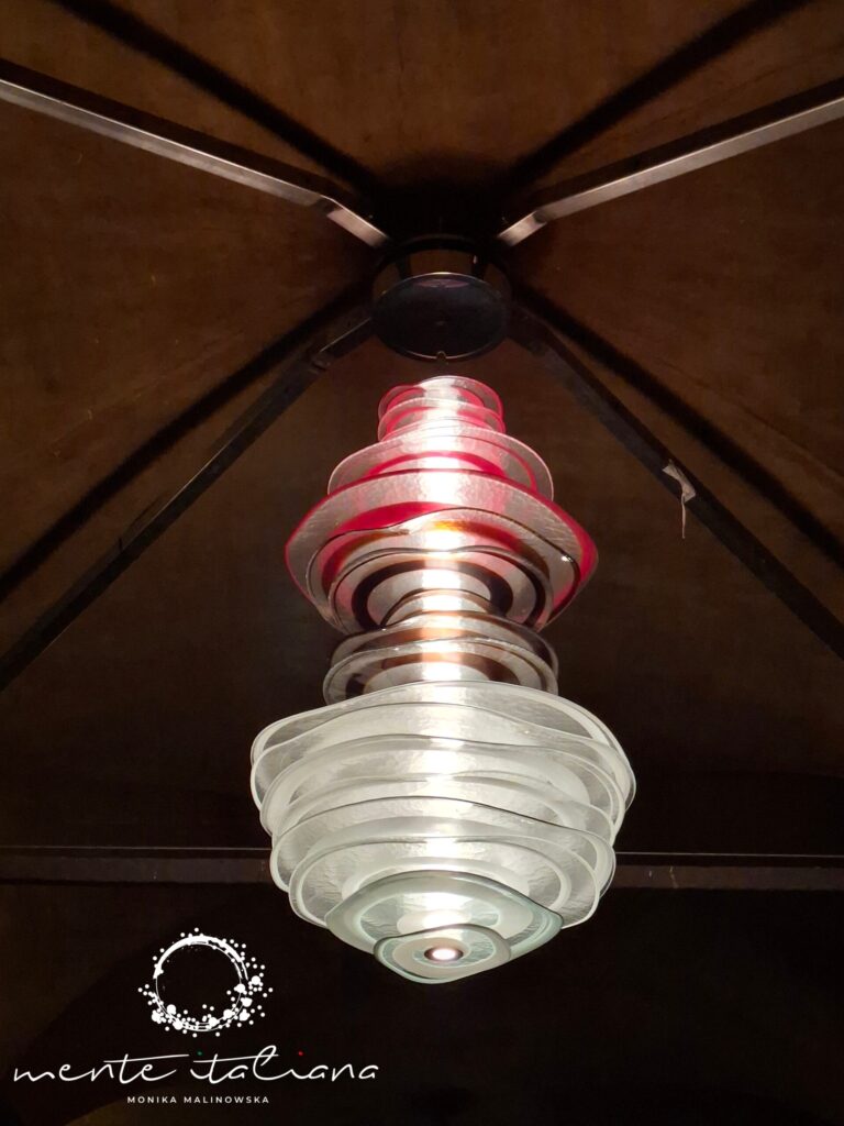 Made with LogoLicious Add Your Logo App